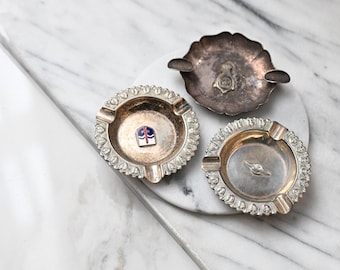 Juego de 3 ceniceros vintage plateados para cigarrillos, estilo retro, accesorios para fumadores, decoración de bar de mediados de siglo.