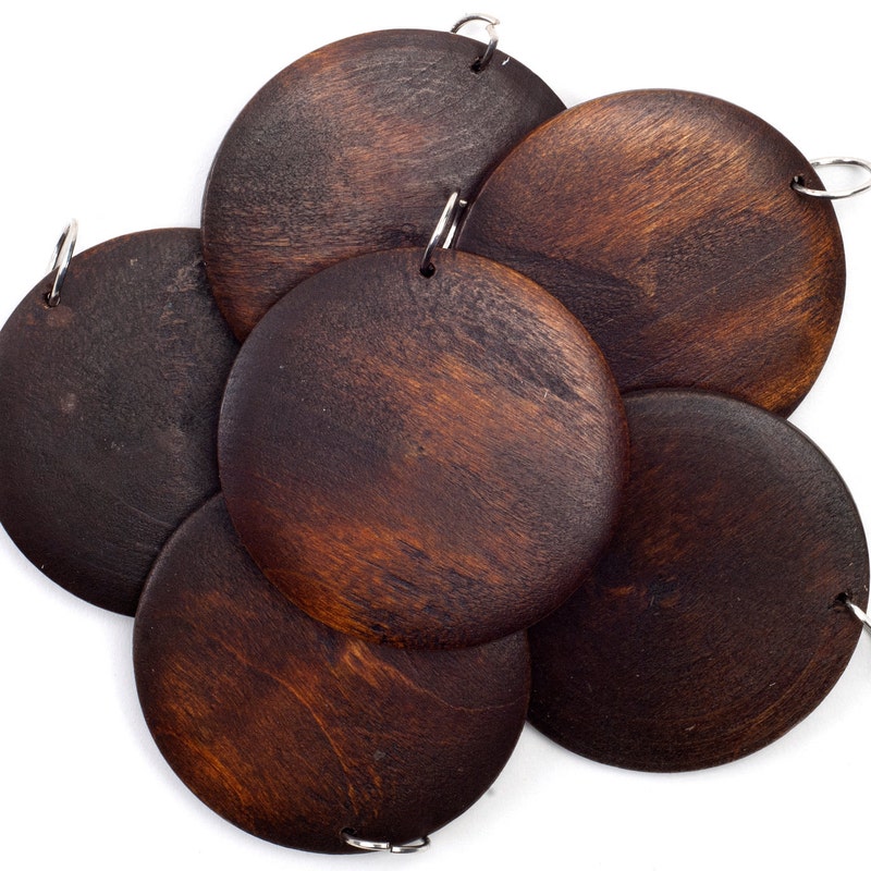 Wood disc necklace