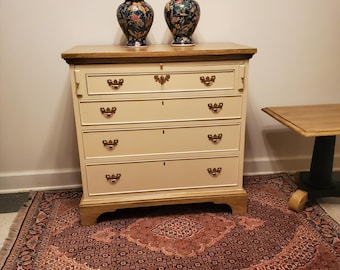 Four drawer bachelors chest