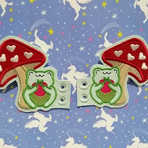 Shoe Wings - Mushroom Froggys
