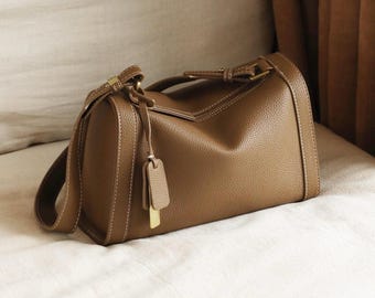 Genuine Leather Shoulder Bag, Minimalist Crossbody Purse, Cowhide Everyday Handbag with Zipper