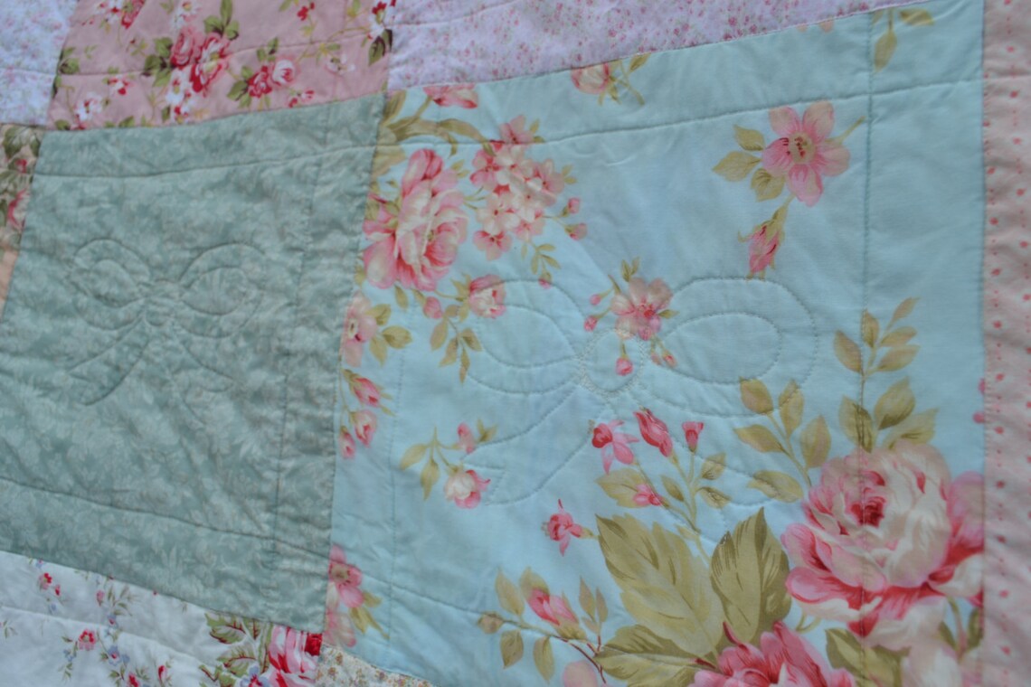 Shabby Vintage Chic Queen Size Bedding Quilt Roses Patchwork Etsy