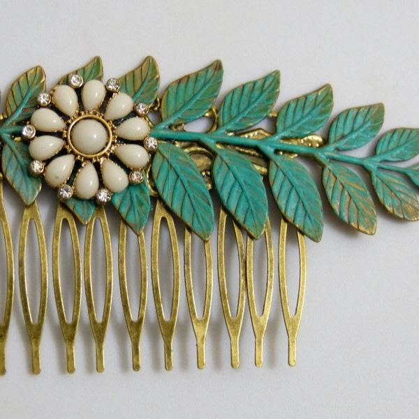 Antique Inspired Green Leaf Comb/ Wedding Hair Accessory