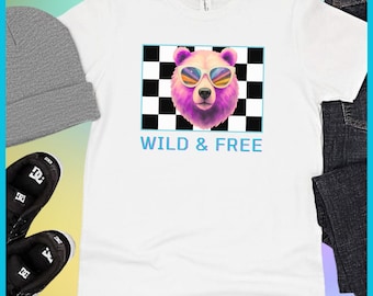 T-shirt a maniche corte con orsetto rosa neon anni '90 / Scacchiera retrò, abbigliamento streetwear Wild & Free per il ritorno a scuola