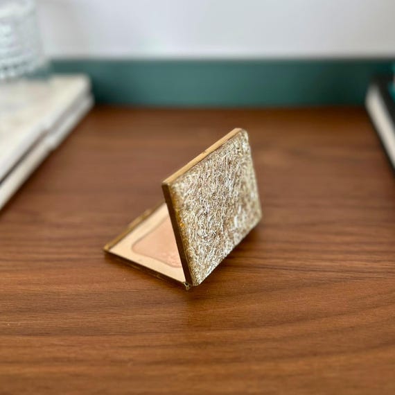 Vintage Silver Confetti Lucite Powder Compact, Gold and Glitter Vanity Mirror Compact View 5