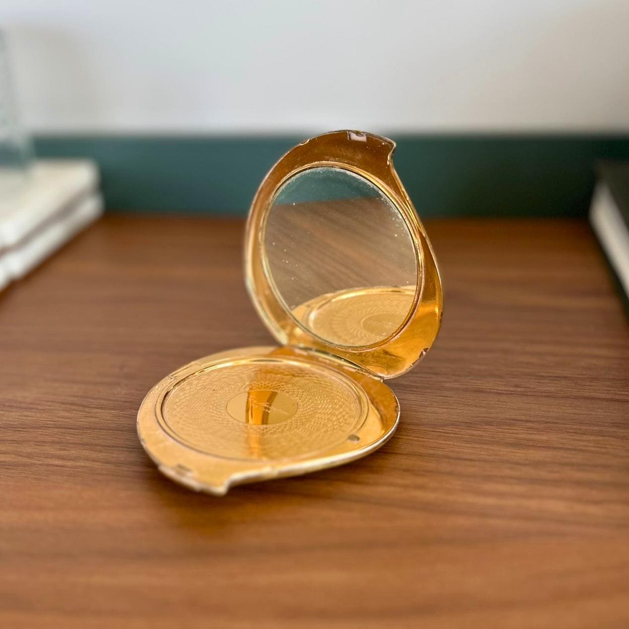 1940's Vintage Compact - Etsy
