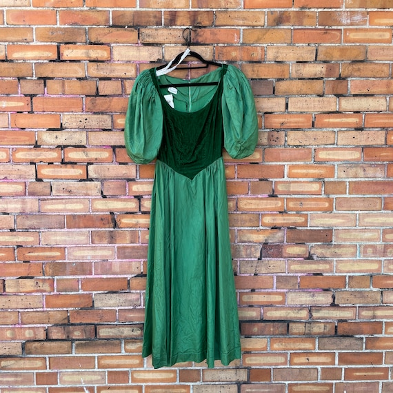 vintage 50s/60s emerald velvet puff sleeve dress … - image 1