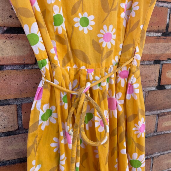 vintage 50s/60s swirl yellow floral wrap dress / … - image 4