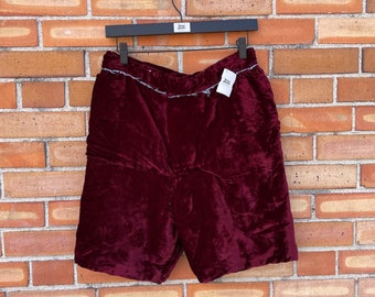 vintage 70s red velvet shorts / 32 m medium