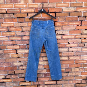 vintage 70s blue wide leg light wash jeans / 26 s small image 2