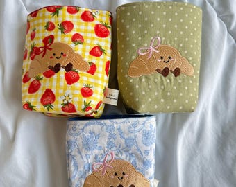 かわいいクロワッサン刺繍入り保温カップカバー｜ドリンクスリーブホルダー