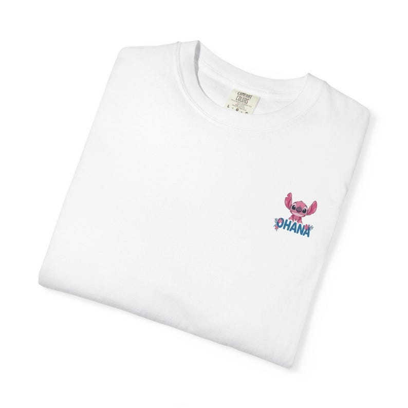 Färgglad Stitch och Angel Patchwork Kram T-shirt | Lilo & Stitch-inspirerade par-T-shirts bild 1