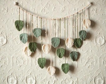 Gran tapiz bohemio de macramé con hojas – Borlas verdes tejidas
