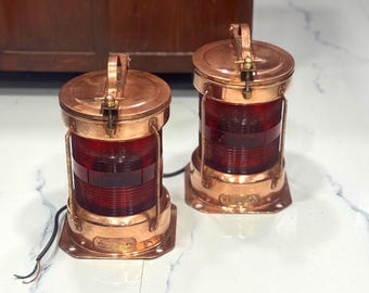 Antieke stijl nautische elektrische lamp koperen scheepslantaarn rood glas maritiem kustdecor