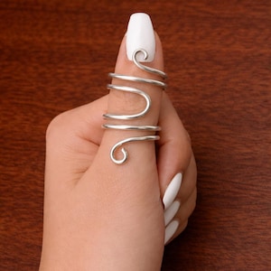 Arthritis ring for lateral deviation, Bending sideways finger splint, Adjustable hammered brass, bronze, titanium or silver ring