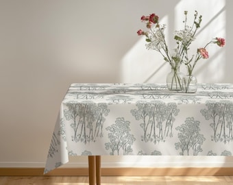 Blau Graue Wald Tischdecke - Weiche Esstisch Decke, Winter Brunch Dekor, Skandinavische Japandi Tischwäsche, Minimales Wohn Geschenk