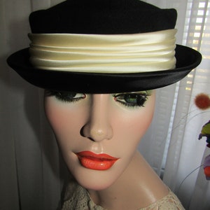 Gene Doris Hat - Etsy display picture 1