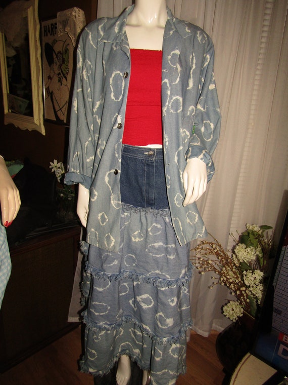 1980's/1990's Ladies DENIM Style SKIRT SET By Bis 