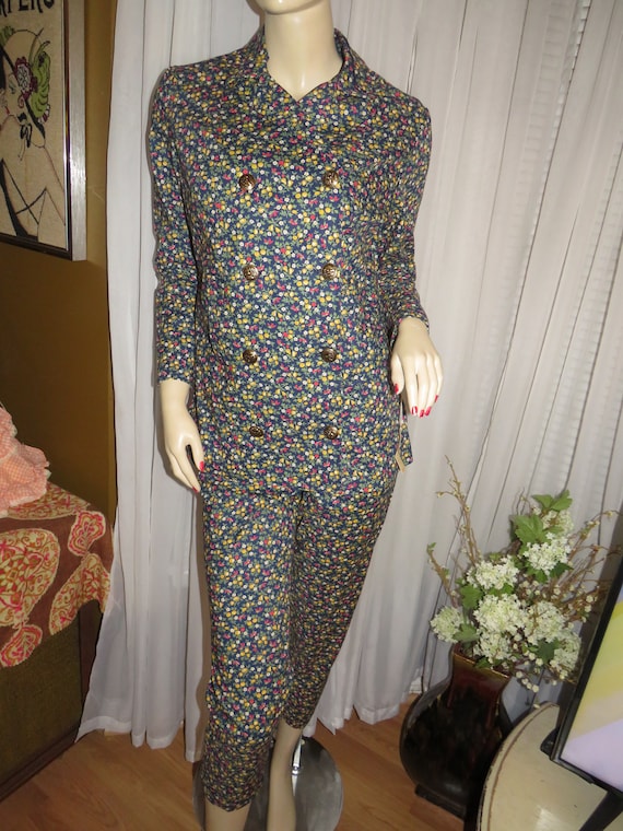 1960's Ladies Young JR FLORAL PANTSUIT----Size--11