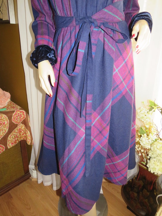 1960's/1970's Long Sleeve COLORFUL PLAID DRESS By… - image 3
