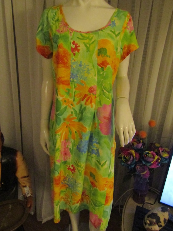 1980's/1990's Ladies Bright FLORAL/Tropical Print