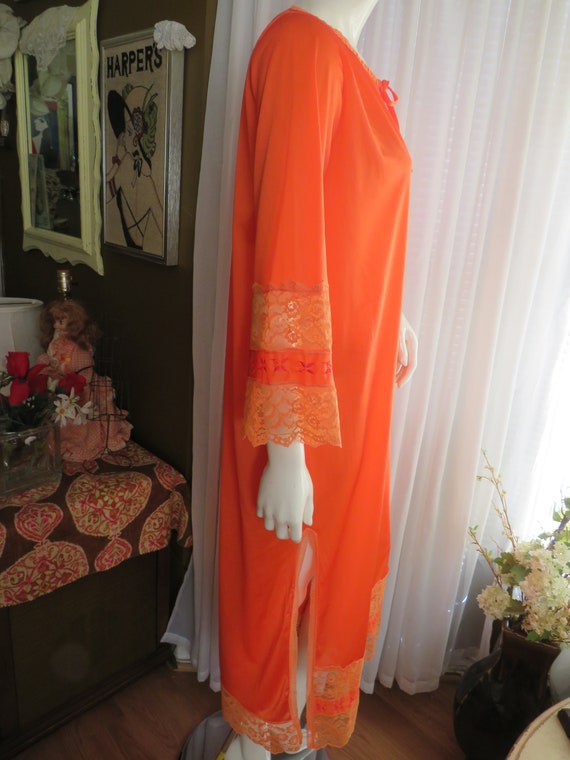 1960s'/1970s' Tangerine ORANGE Long Sleeve NIGHTG… - image 8