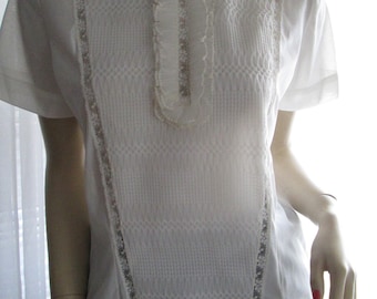Reduced--1950s' NA-MA of Hollywood Short Sleeve White BLOUSE---Size 32