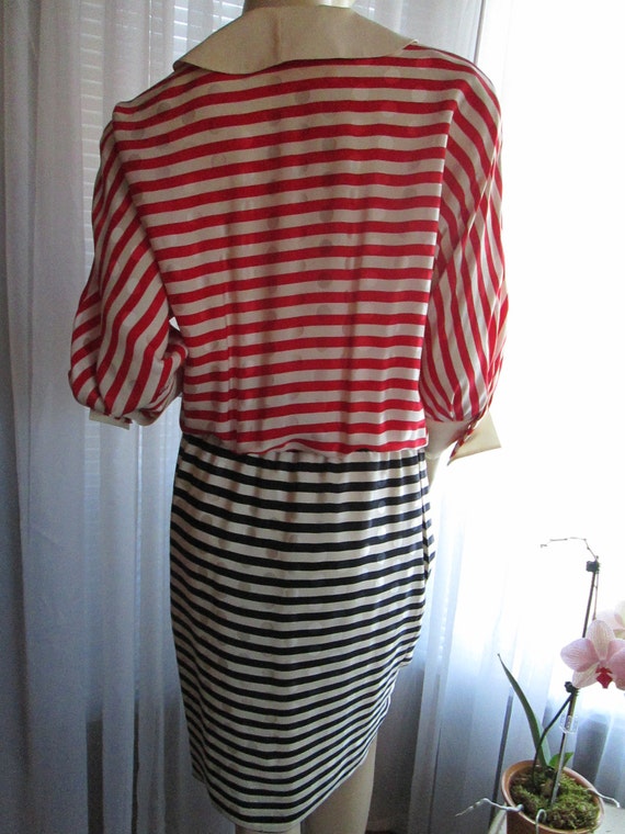 1980s' AMEN WARDY Silk Red/Cream/Black Striped DR… - image 4