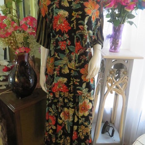 Vintage Floral TOP (Size 10) & SKIRT (Size 8)  By Carol Little