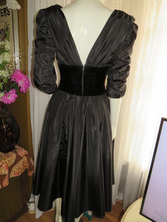 Vintage BLACK PUFFY Sleeve Big Skirt DRESS----No … - image 6