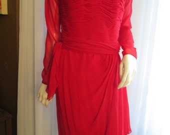 1980s' Ladies RED SILK Fitted DRESS by Oscar De La Renta----Size 10