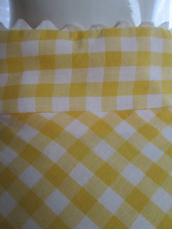 1950's Ladies Yellow/White Checked Shoulder FLARE… - image 2