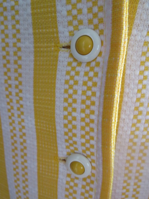 1960s' Bright YELLOW And WHITE Abstract PANTSUIT … - image 8