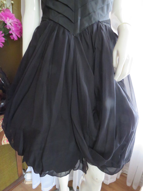 1980s'/1990s' Ladies BLACK Bubble/BALLON Skirt Co… - image 2