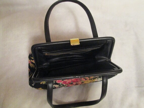 1950's Ladies Floral TAPESTRY PURSE---By JR - image 5