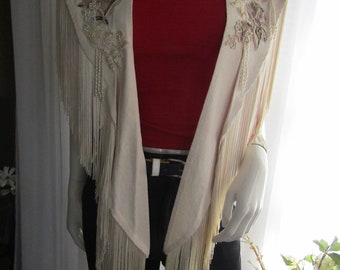 1980s' Cream Fringed Small Appliqued SHAWL/CAPE/PONCHO By Ann ' N' Eve of California