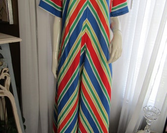 Vintage Ladies COLORFUL STRIPED Front Zipped Short Sleeve LOUNGER----No Label/Size