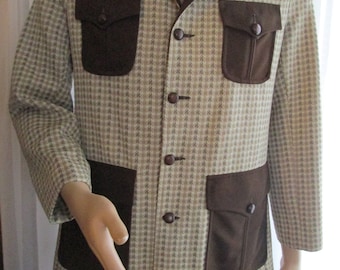 1970's Male Poly Knit Dk BROWN/Tan/CREAM JACKET by Pioneer Wear---Size 40
