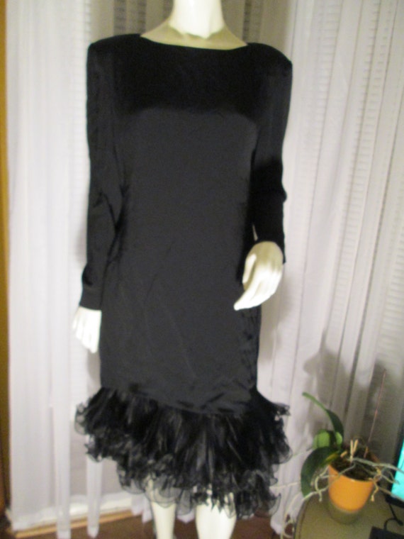 long lace sleeve black dress TA3 Seamed Lushy Long Sleeve Midi Dress - Lace Black - XL