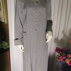 Vintage Ladies Long GRAY Black/White SPECKLED COAT by Rain Shedder---No Size