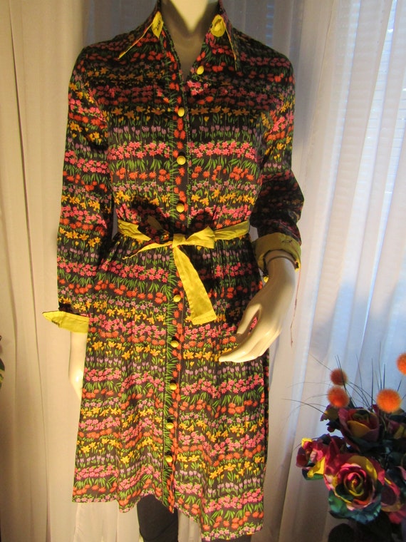 1970's Ladies Sizes 8 & 6 Long Sleeved Cotton FLOR