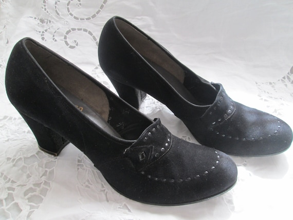 1940's Ladies Black Suede Chunk Heel SHOES by LA V