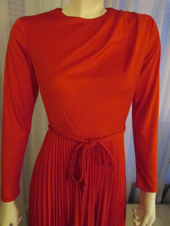 1970s' SIGNOR of California Red PLEATED Skirt DRE… - image 2