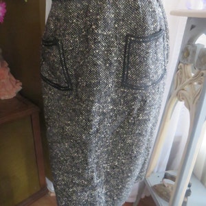 1960s&#39; BLACK/WHITE Tweed Wool SKIRT By Sloat & Co/New York----No Size Tag