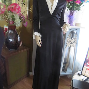 1960s&#39; BLACK/WHITE Long Sleeve Ankle A-Line DRESS By Lilli Diamond Of California---No Size