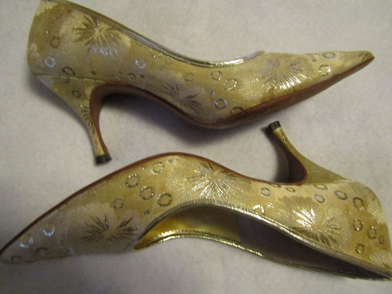 1960s' GOLD Abstract Matte Print PUMPS By Paul Sh… - image 7