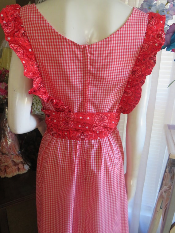 1970s' Red/White CHECKERED Paisley Ruffle Trim DR… - image 9