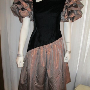 1980&#39;s MORTON MYLES For The Warrens-- Black Velvet and Copper/Black Check DRESS---No Size Tag