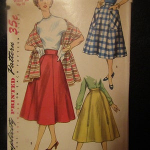 1950&#39;s Simplicity Misses&#39; SKIRTS And STOLE Pattern----Size 26&quot; Waist