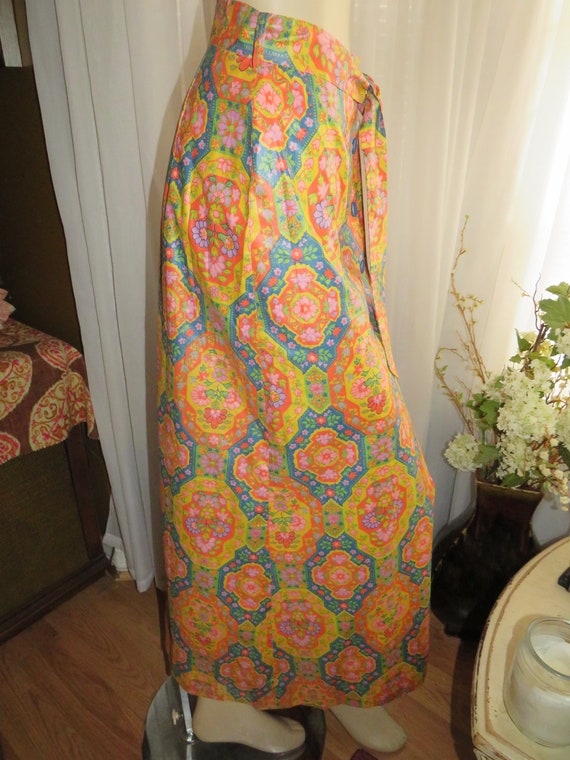 1960's/1970's FLORAL A-Line Front Buttoned SKIRT … - image 7